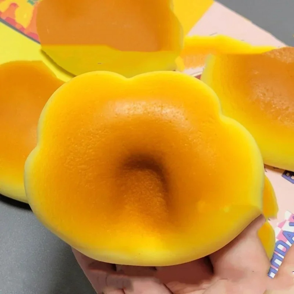 Kids Toys Kids Toys - 말랑말랑한 카라멜 색깔 구름빵 모양 스퀴즈